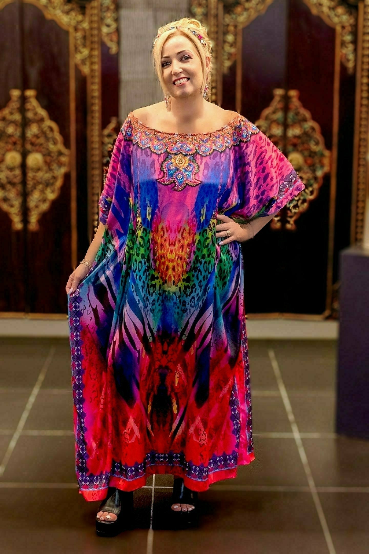 FIRST EDITION COLLECTION - Long Kaftan in Box henleycollections